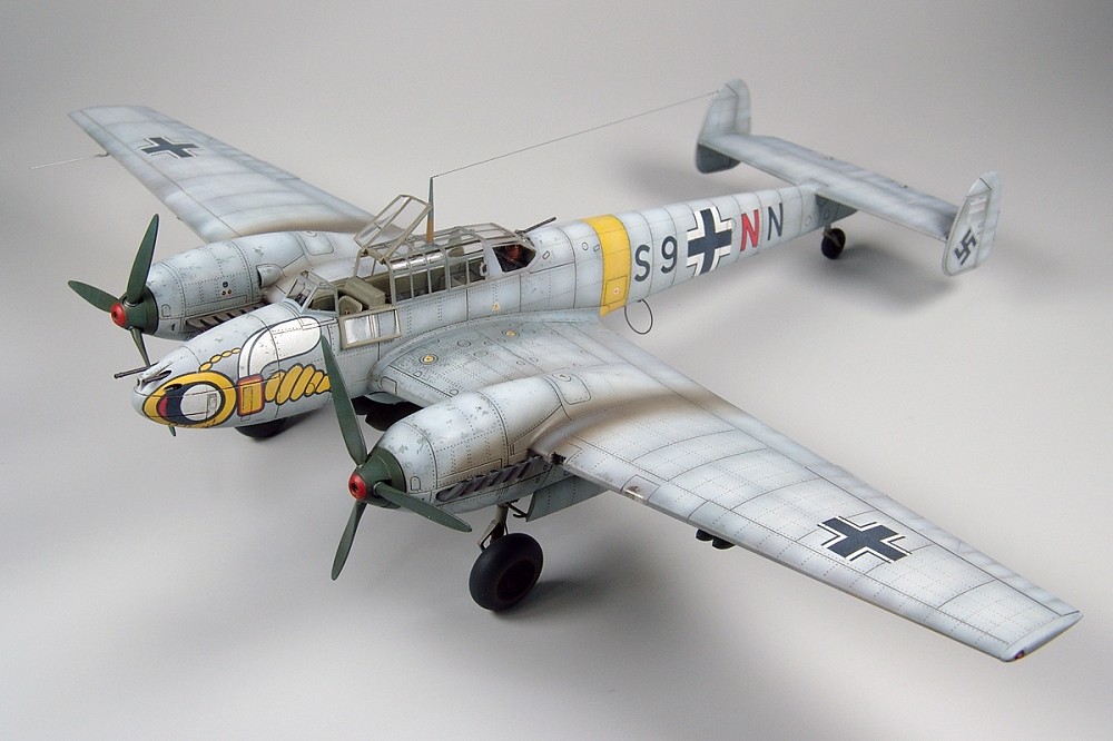 Aviao Messerschmitt BF 110 E 7419 EDUARD