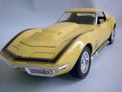 Carro Chevy Corvette Coupe Yenko 1969 -  2 em 1 REVELL